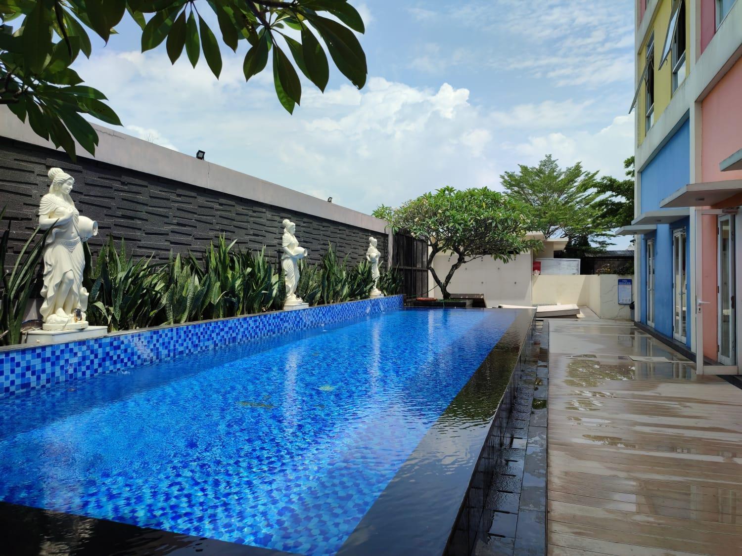 โรงแรมฟร้อนต์ วัน ปุรโวดาดี Purwodadi  ภายนอก รูปภาพ